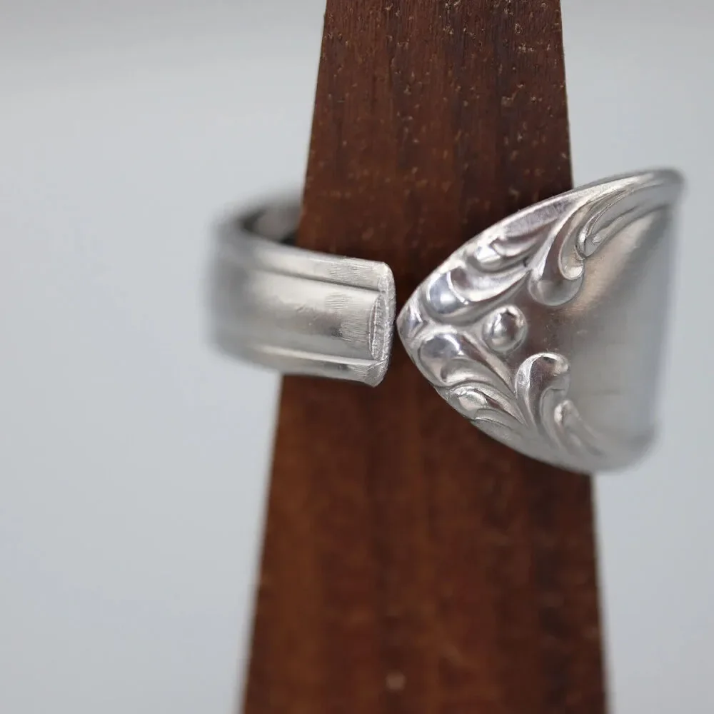 Clean Element Size 11 Spoon Ring Stainless Steel Polished Vintage Water Waves
